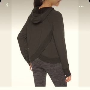 ATHLETA Girl Black Criss Sweatshirt Black Hooded Hoodie size XL 14